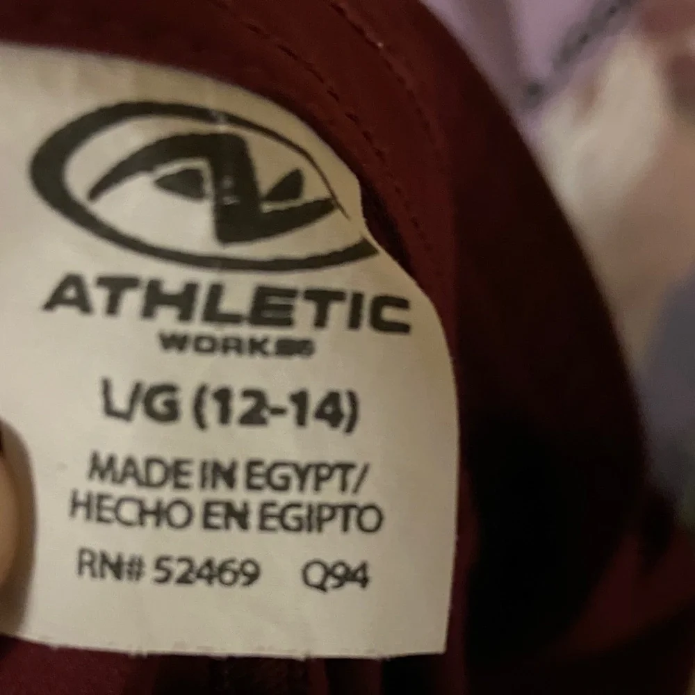 EUC Athletic Works Women's Dark Red Athletic Shorts - Picture 3 of 3